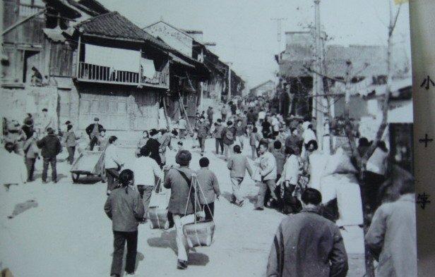 圖1：銅仁主城區(qū)舊景。銅仁日?qǐng)?bào)社資料圖片.jpg